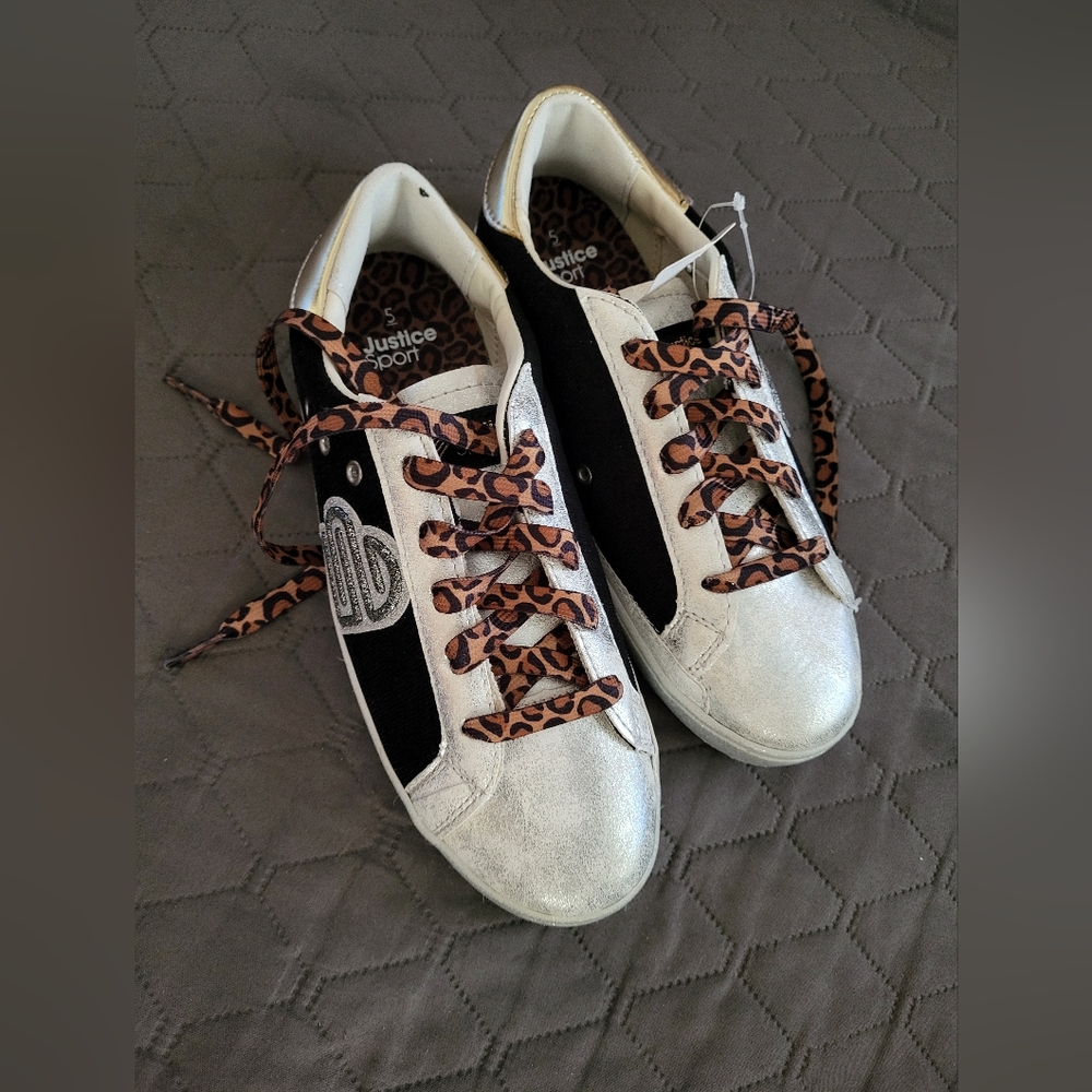 Justice Girls Low Cut Casual Sneaker